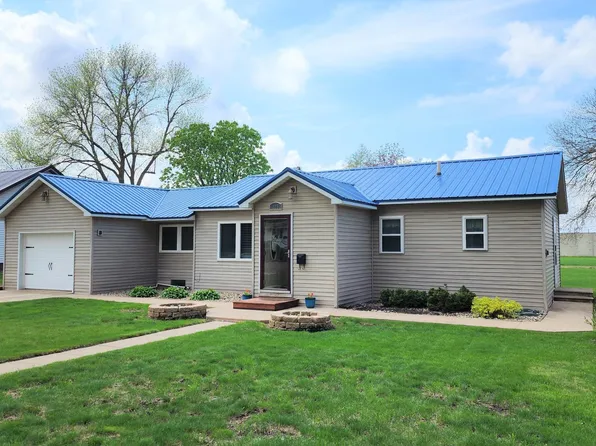 125 10th St, Tracy, MN 56175