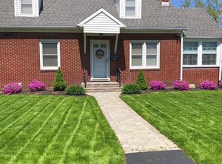 35 Park Ave, Latham, NY 12110