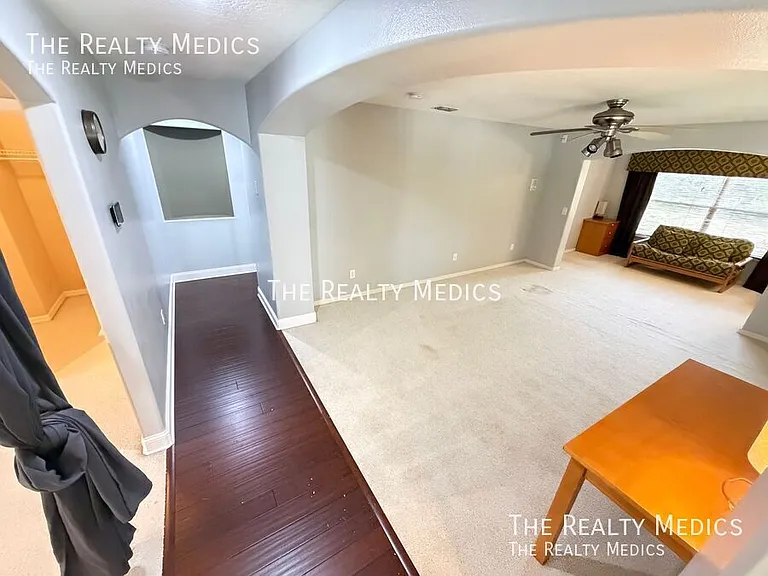 1565 The Oaks Blvd — Photo 35