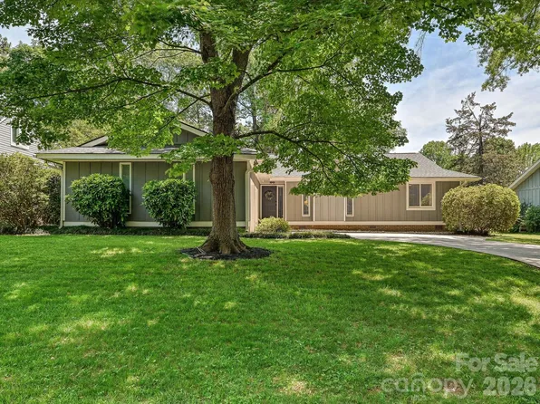 1130 Cameo Ct, Charlotte, NC 28270
