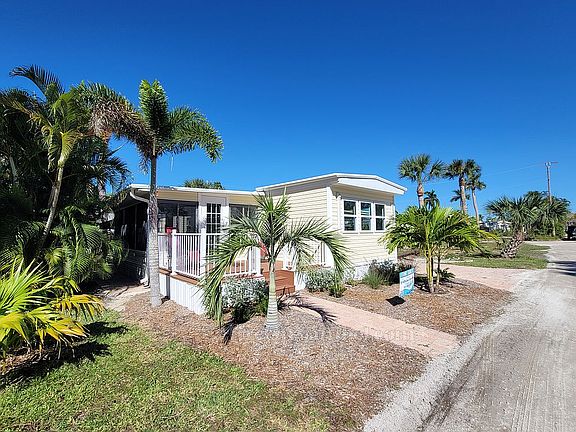 2nd image of 1119 Periwinkle Way #369