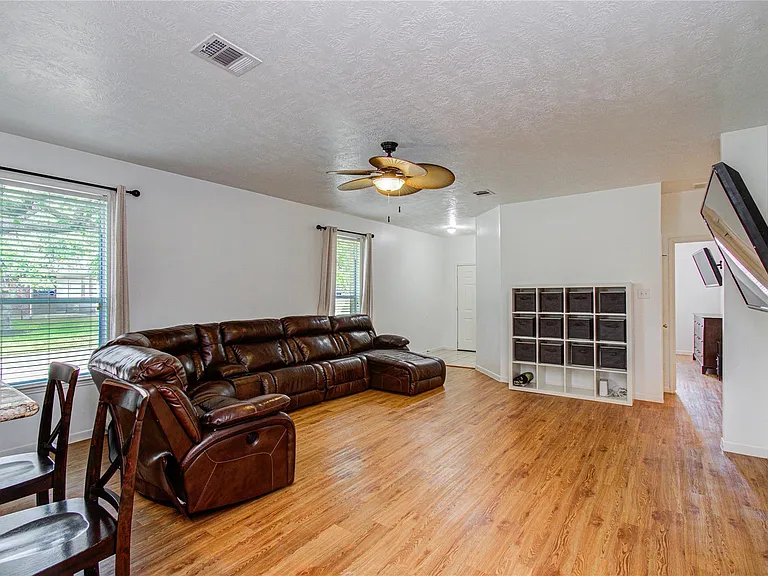 24135 Pinecreek Point — Photo 8