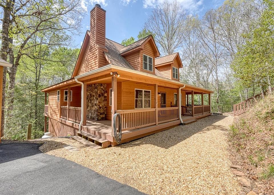 1st image of 442 Country Springs Ln