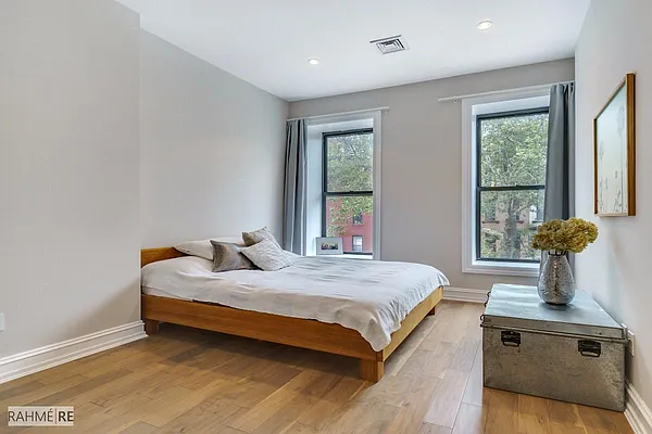 Rented by Rahme Real Estate, LLC | media 13