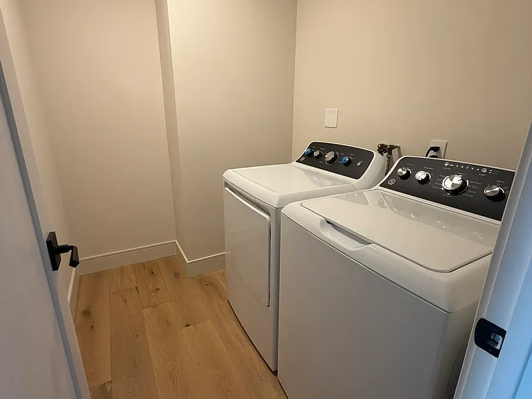 683 Marine View Ave #1 — Photo 30