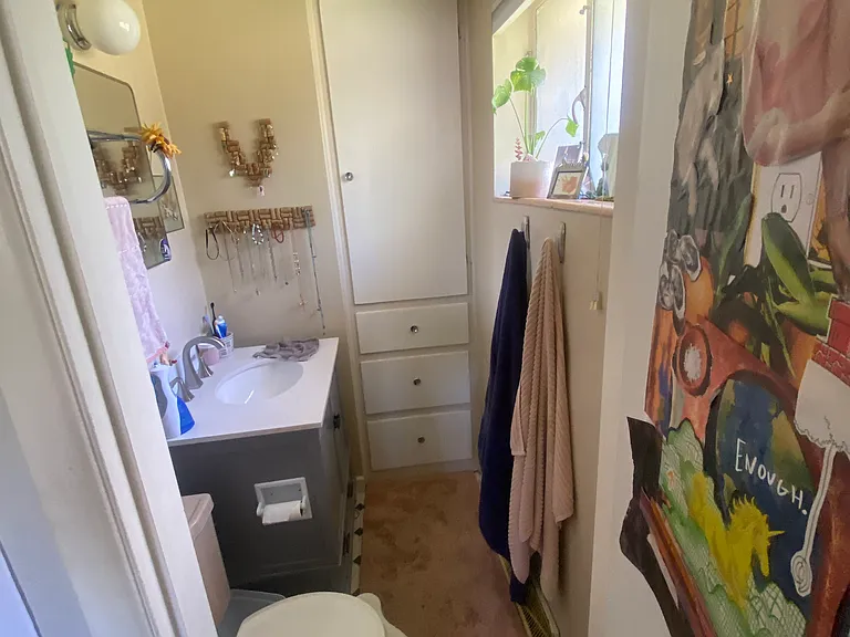 525 S 45th St — Photo 10