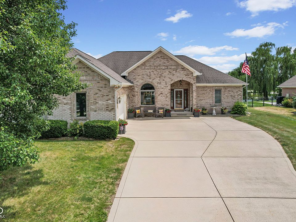 1st image of 4949 W Cedar Creek Dr