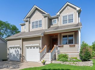 582 S Rex Blvd, Elmhurst, IL