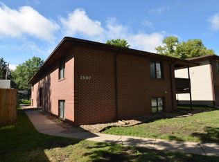 2507 E St APT 1, Lincoln, NE 68510