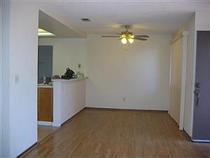 1st image of 183 Silcreek Dr