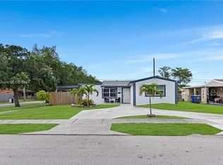 6671 Cody St, Hollywood, FL 33024