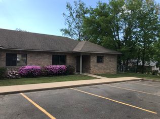 375 Grand Point Dr #F, Hot Springs National Park, AR 71901