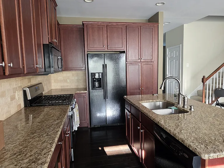 153 Walden Way — Photo 5