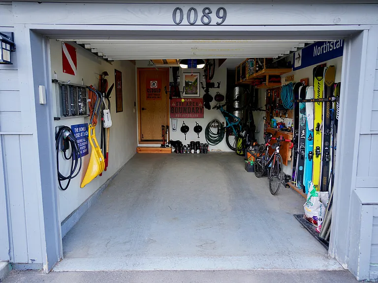 1 car garage
