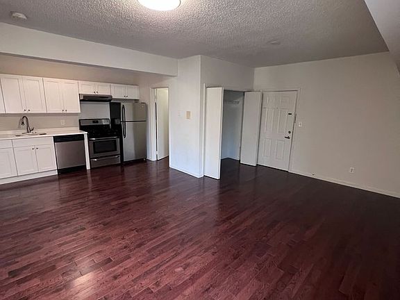 4th image of 309 Sunset Ave APT 205