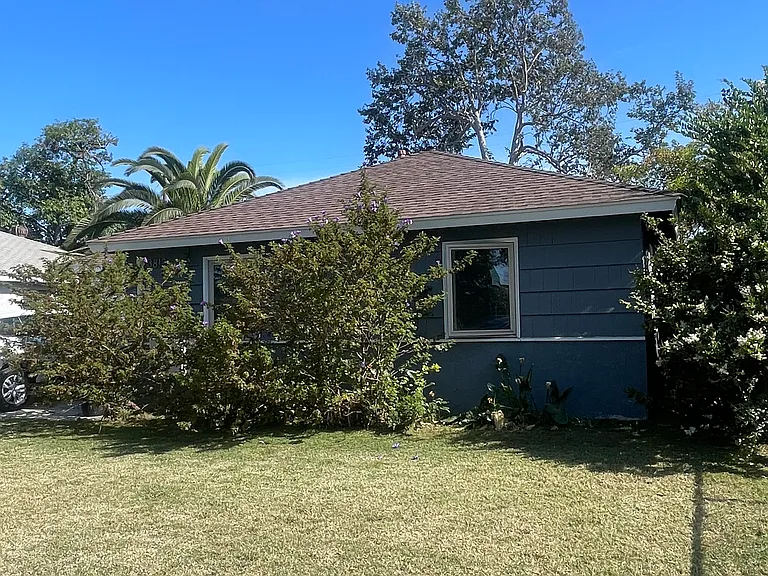3812 E Arabella St — Photo 2