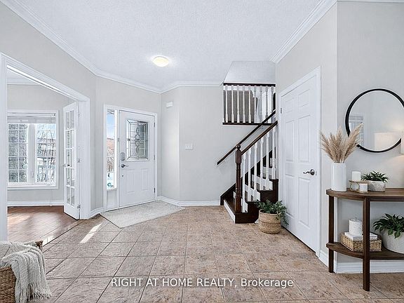 3rd image of 1342 Corm St