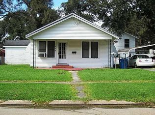 426 Davis St, Jennings, LA 70546