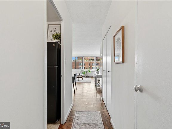 4th image of 1330 New Hampshire Ave NW APT 905