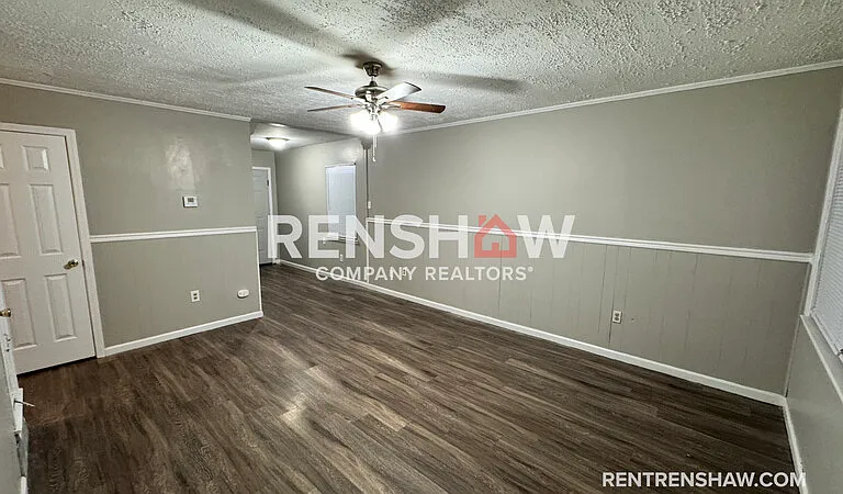 3556 Arnold Rd — Photo 2