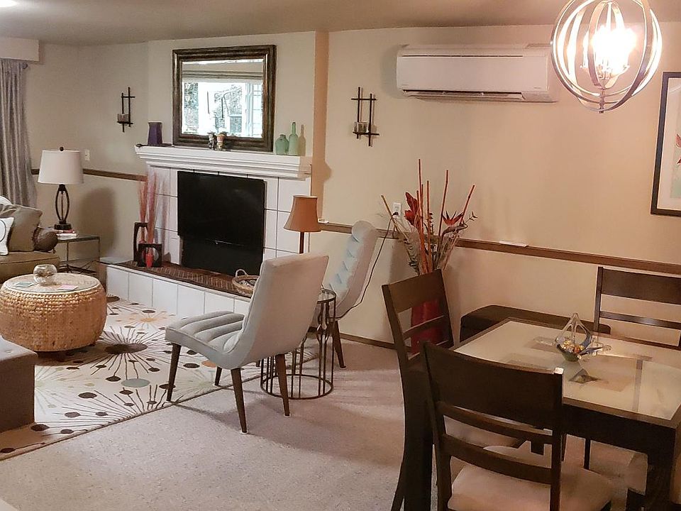 Huge living room / dining room