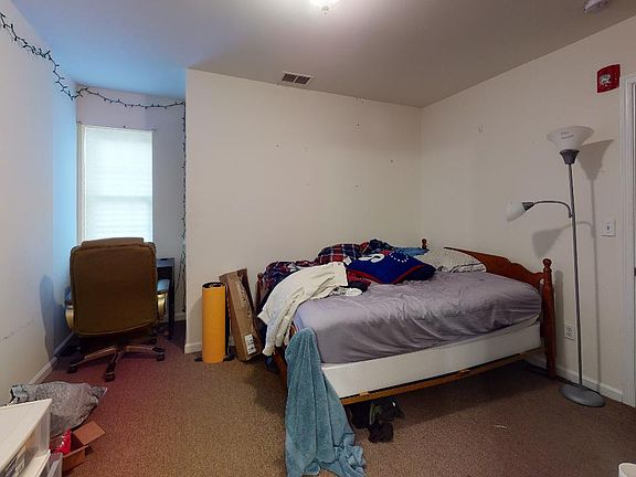 3rd image of 1810 N 17th St #2