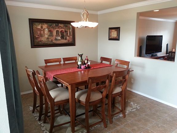3rd image of 5814 Lyndhurst Dr