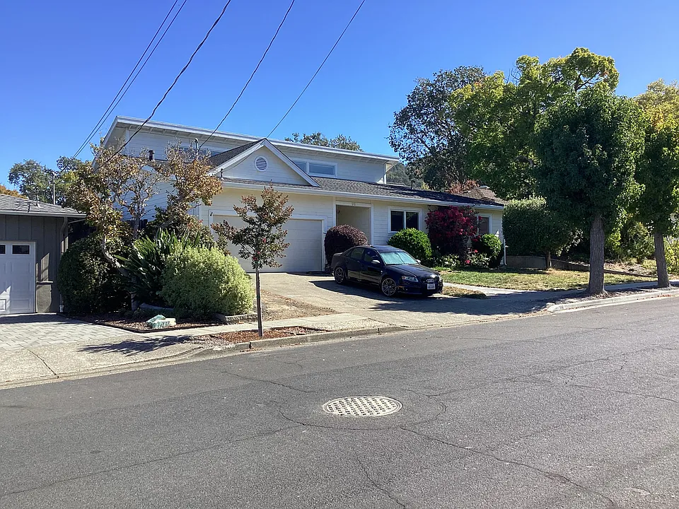 66 Edward Ave