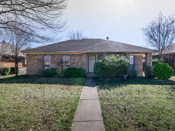 1520 Mayflower Dr