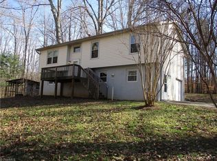 101 Staplewood Rd, Lexington, NC 27295