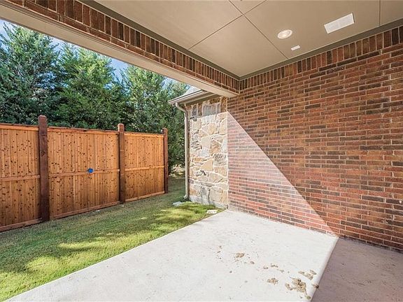 5th image of 5313 Midland Cir