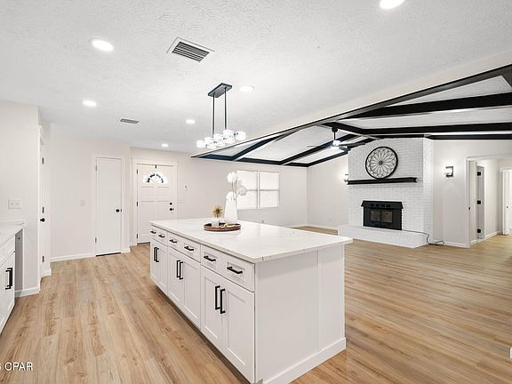 5th image of 1211 Tuscany Rd