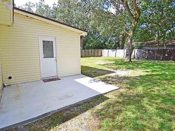 2nd image of 5671 Vestavia Ln