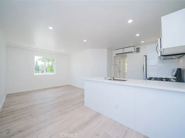 6745 Laurel Canyon Blvd APT 201, North Hollywood, CA 91606