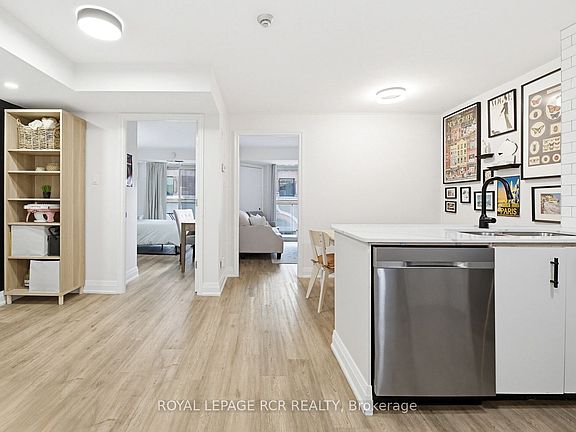 3rd image of 105 Victoria St #804