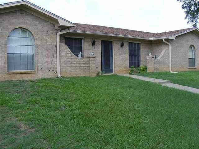 1st image of 1519 Stonewall Dr