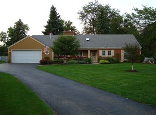 1705 W Roosevelt Rd, Wheaton, IL 60187