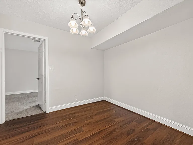509 Southern Oaks Dr — Photo 15