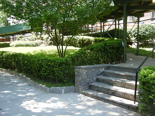 Sold by EZ Premier Realty | media 34