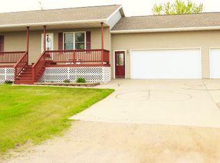 103 7th Ave NE, Freeport, MN 56331