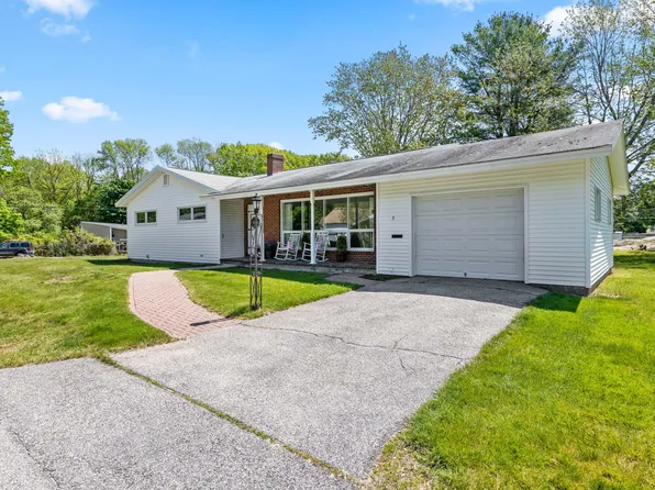 5 Kennedy Drive, Biddeford, ME 04005