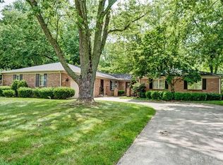5526 Red Coach Rd, Dayton, OH 45429