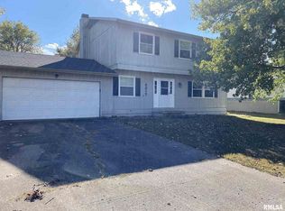 4217 Woodglen Ln, Mount Vernon, IL 62864