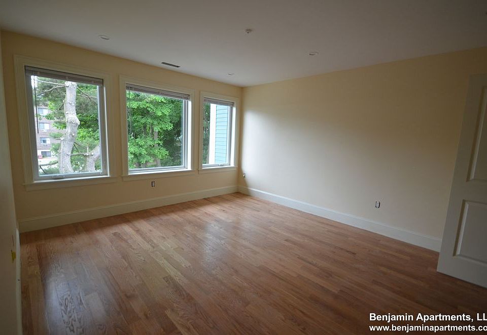 1st image of 122 Tremont St Unit 22J