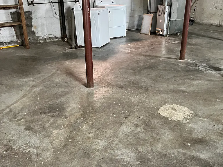 990 Vine St — Photo 20