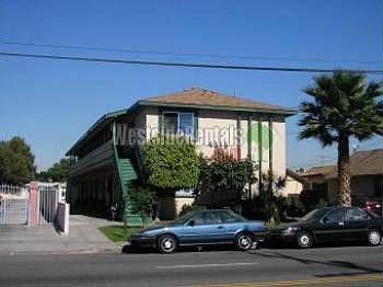 1st image of 4315 Lennox Blvd APT 18