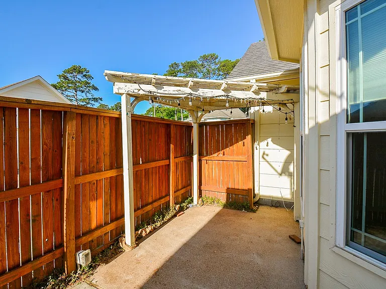 16407 N Eldridge Pkwy #C — Photo 47
