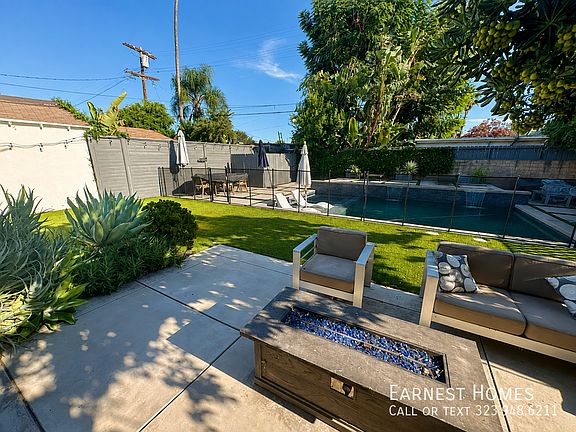 5th image of 14338 Califa St