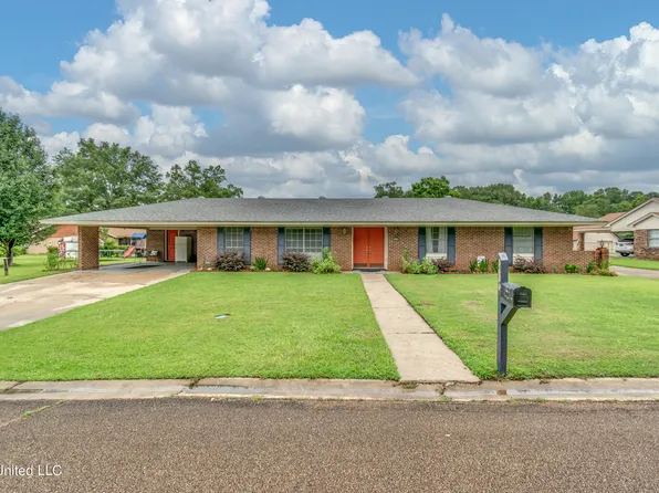 3680 Wilcox Dr, Pearl, MS 39208
