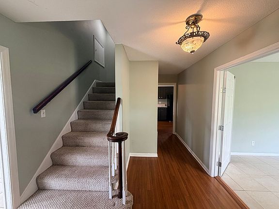 2nd image of 1202 Kimberly Dr
